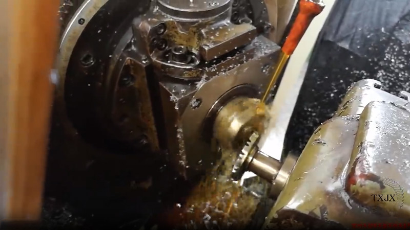 螺旋傘齒輪-銑齒加工2